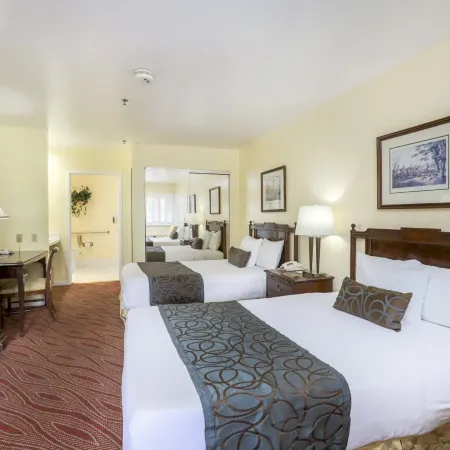 Campbell Inn Hotel