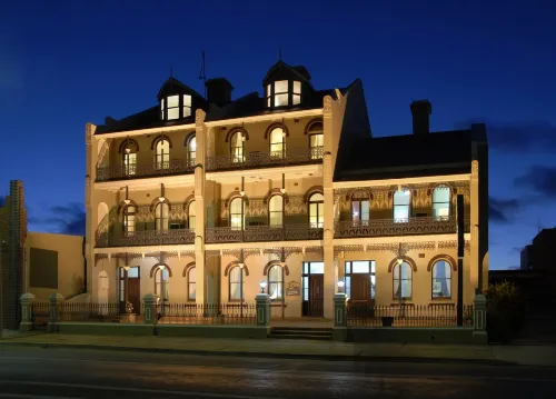 Alpine Heritage Motel Hotels in Goulburn