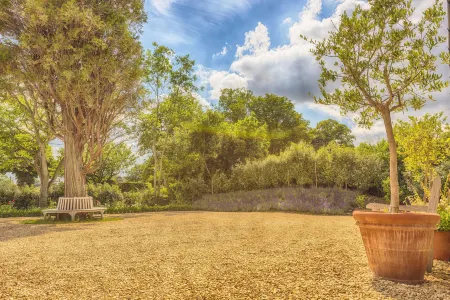 Whitley Coach House Отели в г. Коршам