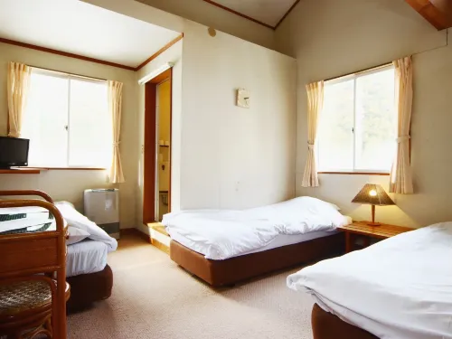 Pensione Lantern Rirun