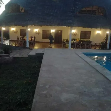 Queen K Cottages Watamu at Chrystal Homes