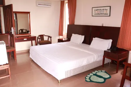 Windy Bay Guest House Отели в г. Уиннеба