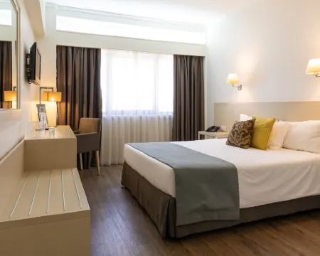 ホテル ブラック チューリップ - ポルト ガイア マファムデのホテル