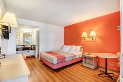 모텔 6 스톡턴 노스 스톡턴 호텔