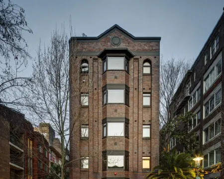 Regents Court Sydney Hotels in Potts Point