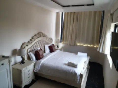 Metzy Residence Hotel Hotels in Serrekunda