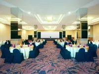 Platinum Hotel & Convention Hall Balikpapan - breakfast