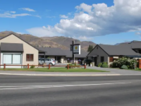 Carrick Lodge Motel Hotels in Cromwell