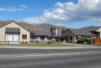 Carrick Lodge Motel Hotels in Cromwell