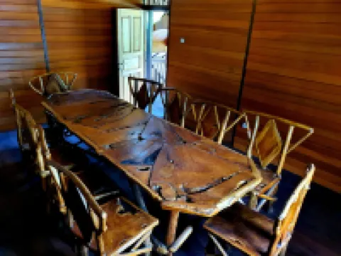 Hotel Besar Bulan Baru