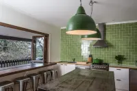 Furmston House & Studio - Homestays