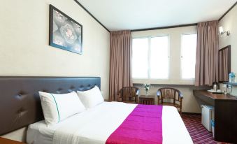 Hotel Vistaria