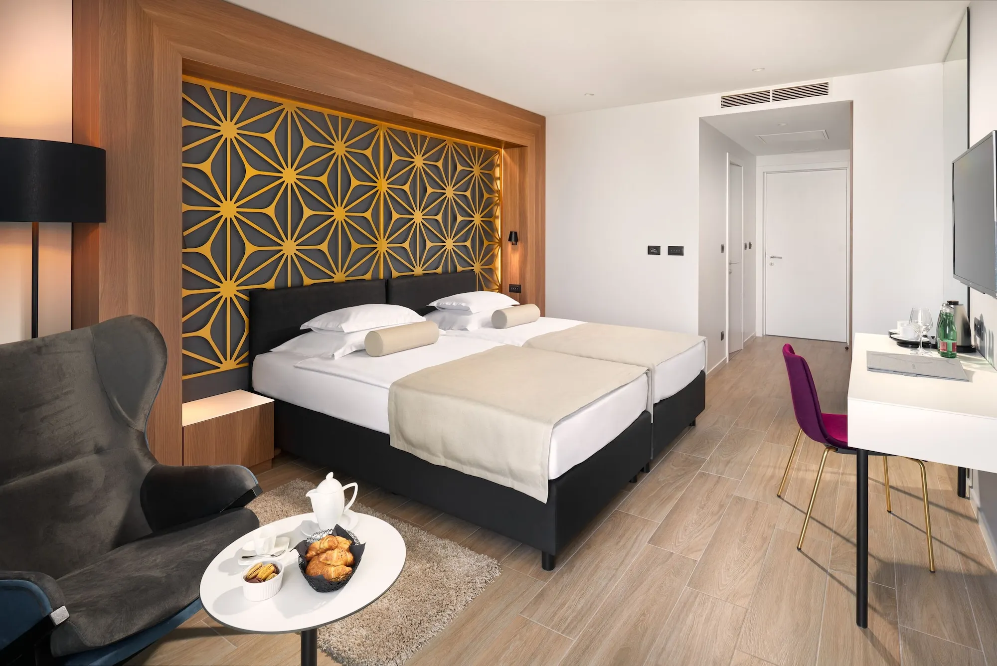 Amphora Hotel Zimmer Photos