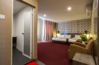 LS Hotel Hotels in Plentong