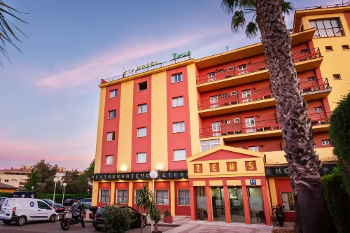 Hotel Zeus Hotels in Merida