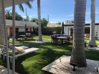 Captiva Beach Resort (Open Private Beach Access) Hotels in Osprey