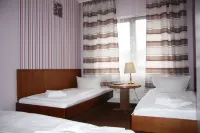Hotel Zum Goldenen Stern Hoteles en Halbe