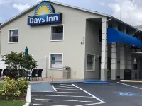 Days Inn by Wyndham Bradenton I-75 Hotel a Manatee County