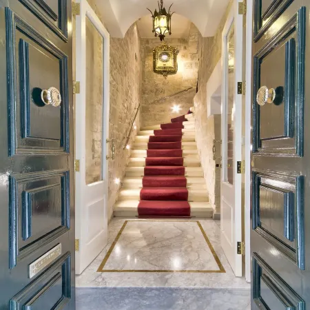 U Collection - a Luxury Collection Suites, Valletta