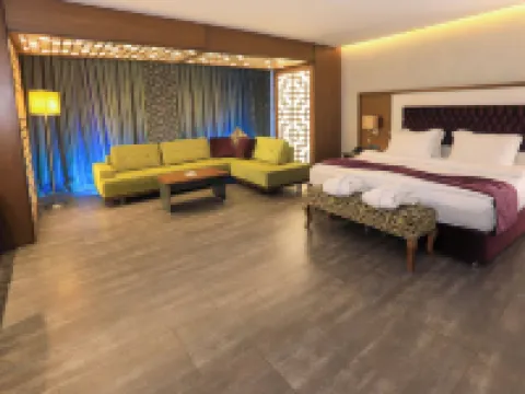 シリン パーク ホテル アダナのホテル