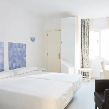 Hotel Eliseos Các khách sạn gần Playa de La Malagueta