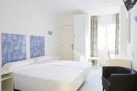Hotel Eliseos Hotels in Малага