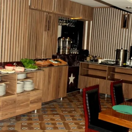 Hotel Anibal