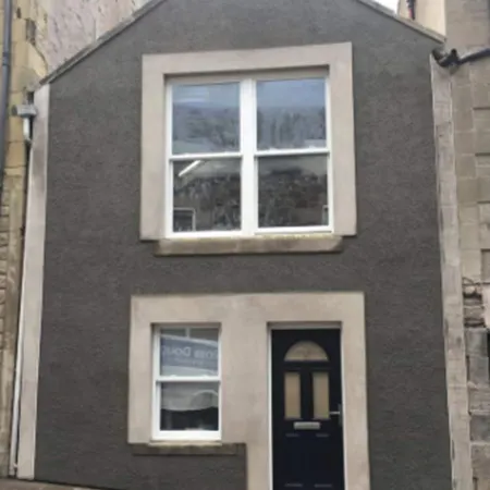 HomeArms Cottage