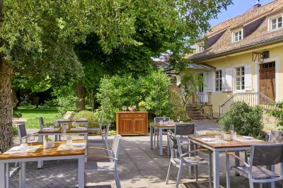 凱特紹爾霍夫飯店 Weingut Gebruder Andres附近的飯店