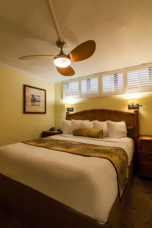 Kona Reef, A Raintree Vacation Club Resort Отели рядом с достопримечательностью «Сэди Сеймур Ботаникал Гарденс энд Кона Эдьюкейшенал Сентер»