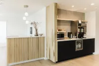 Wonderstone at Glacier Hotels in Coram