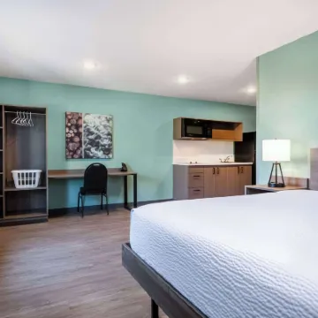 Echo Suites Extended Stay by Wyndham Spartanburg Hotels near WestGate Mall
