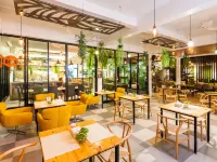Simple Life Cliff View Resort Отели рядом с достопримечательностью «Мэхад»