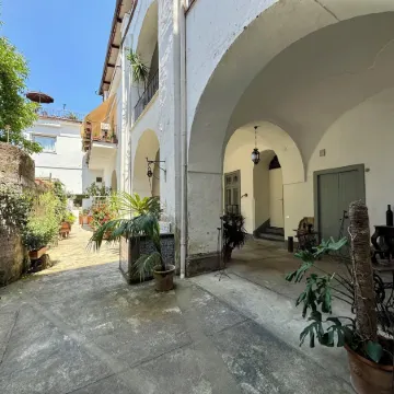 YourHome - la Famiglia Apartment