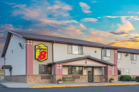Super 8 by Wyndham Winnemucca NV Отели в г. Уиннемакка