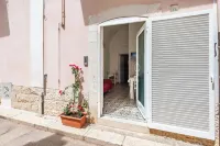 Casa Vacanze l'Aspidistra - Happy Rentals Hotels in Parco Scizzo-parchitello