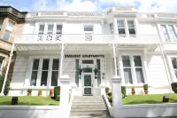 Embassy Apartments - Homestays