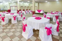 コロンバス グランド ホテル & バンケット センター