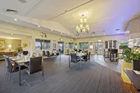 Ambassador on Ruthven Hotels in Highfields