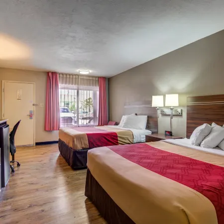 Econo Lodge St George North - Near Pioneer Park