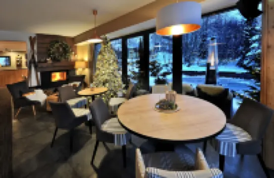 阿普倫德奧莉維亞別墅酒店