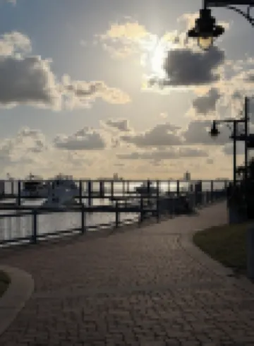 Charming 3-bedroom townhome near Downtown and Lakefront Lake Charles