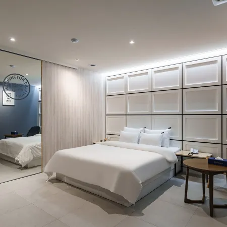 Hotel Millennium Отели рядом с достопримечательностью «Библиотека «Карам»»