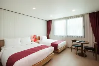 Hotel California Hotels in Seogwipo
