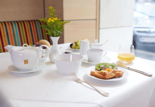 3. 리빙 호텔 안 ..