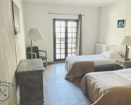 ドメーヌ カステルノー ジット エ シャトー オードのホテル