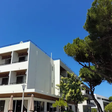 Phaethon Hotel
