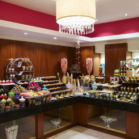 Anwar Al Madinah Mövenpick Hotel