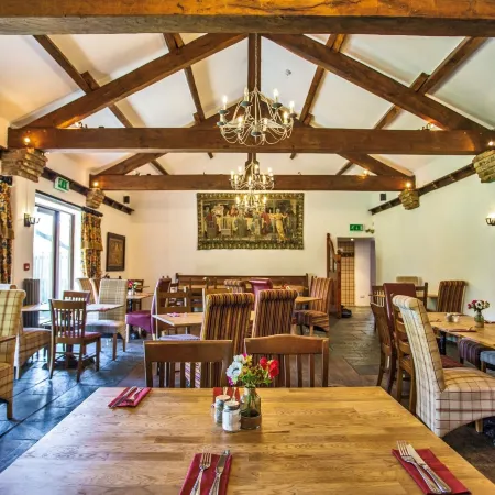 The Holly Hill Inn