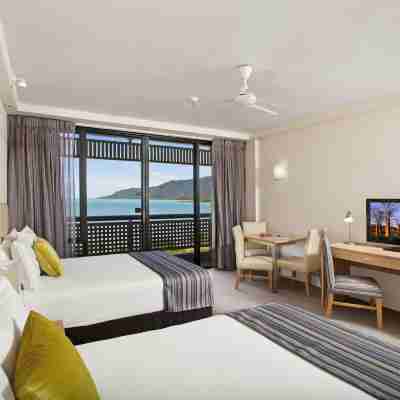 Rydges Esplanade Resort Cairns, an EVT hotel Rooms